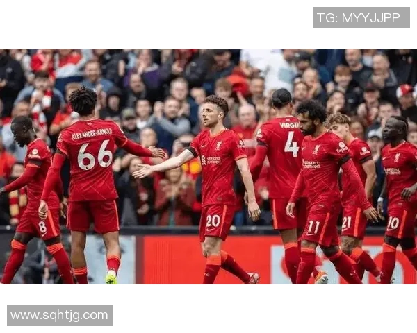 梦剧场的救赎之战：曼联公布伯恩利战首发，拉门斯领衔锋线开启红魔新纪元